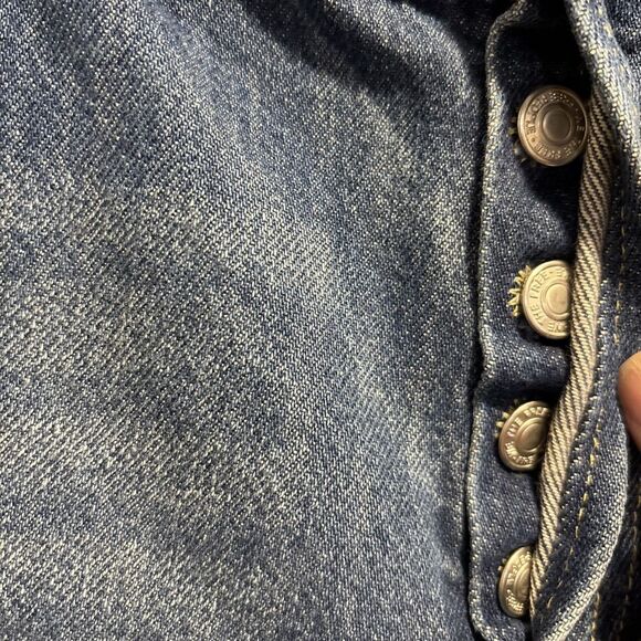 Free People We The Free Women’s 26 Straight Leg Jeans Maggie Distressed Denim - Picture 12 of 16